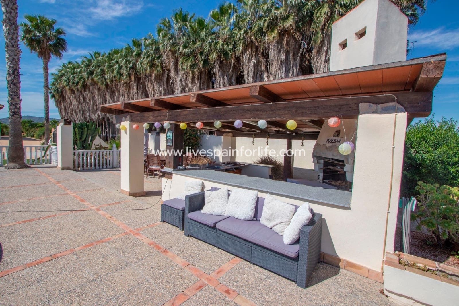 5 soveværelse Finca/Landehus til salg i Bigastro med swimmingpool garage - € 595.000 (Ref: 9707634)