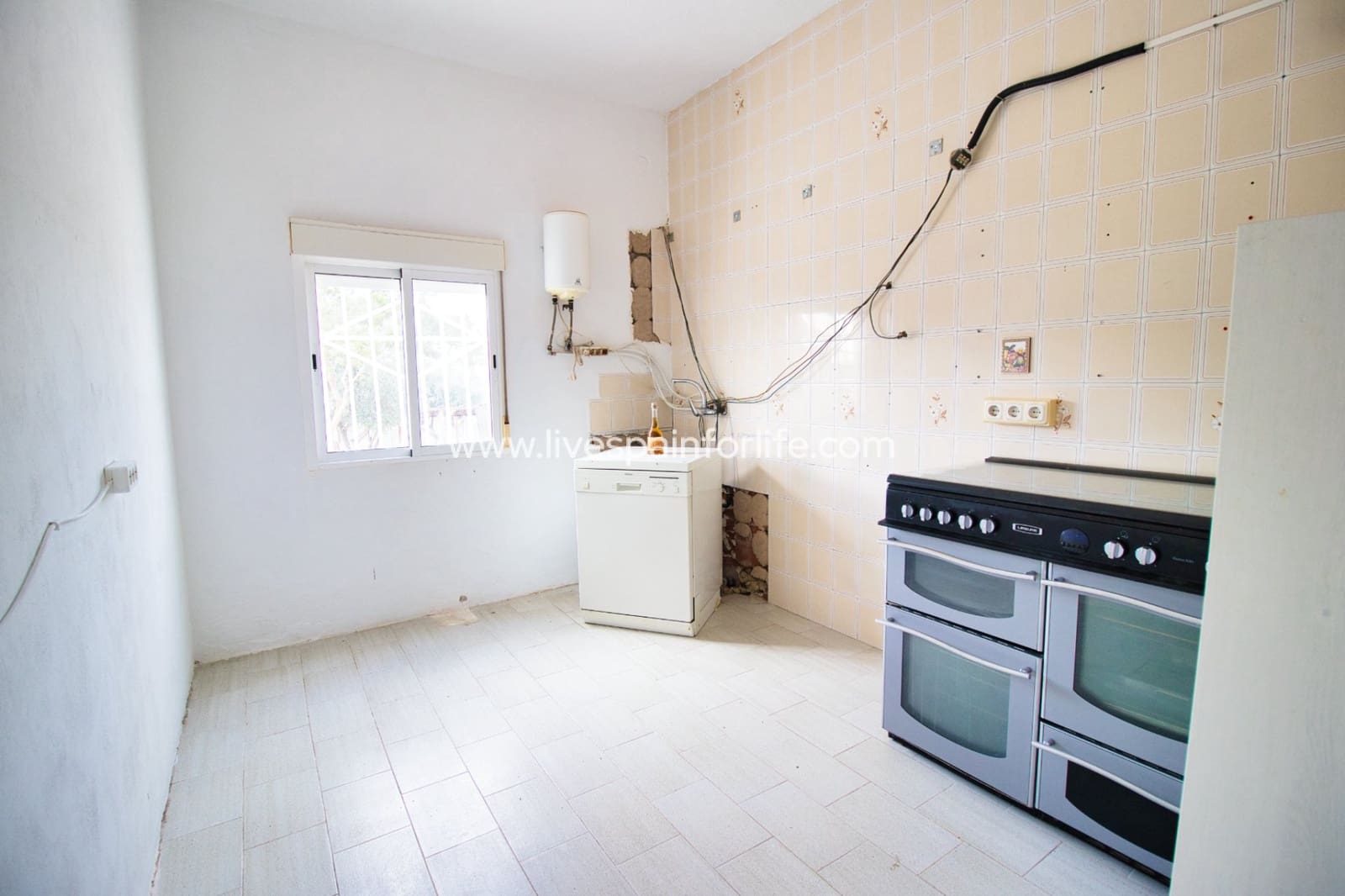 3 soveværelse Finca/Landehus til salg i Albatera med swimmingpool garage - € 190.000 (Ref: 9707638)