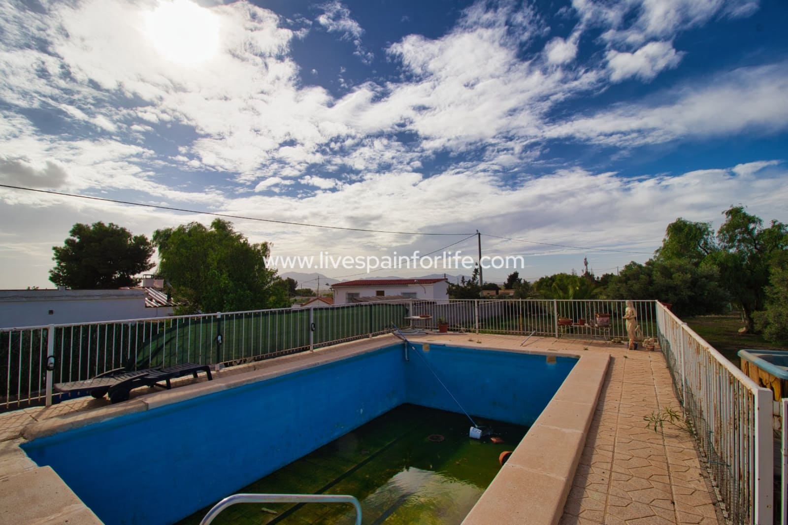 3 soveværelse Finca/Landehus til salg i Albatera med swimmingpool garage - € 190.000 (Ref: 9707638)