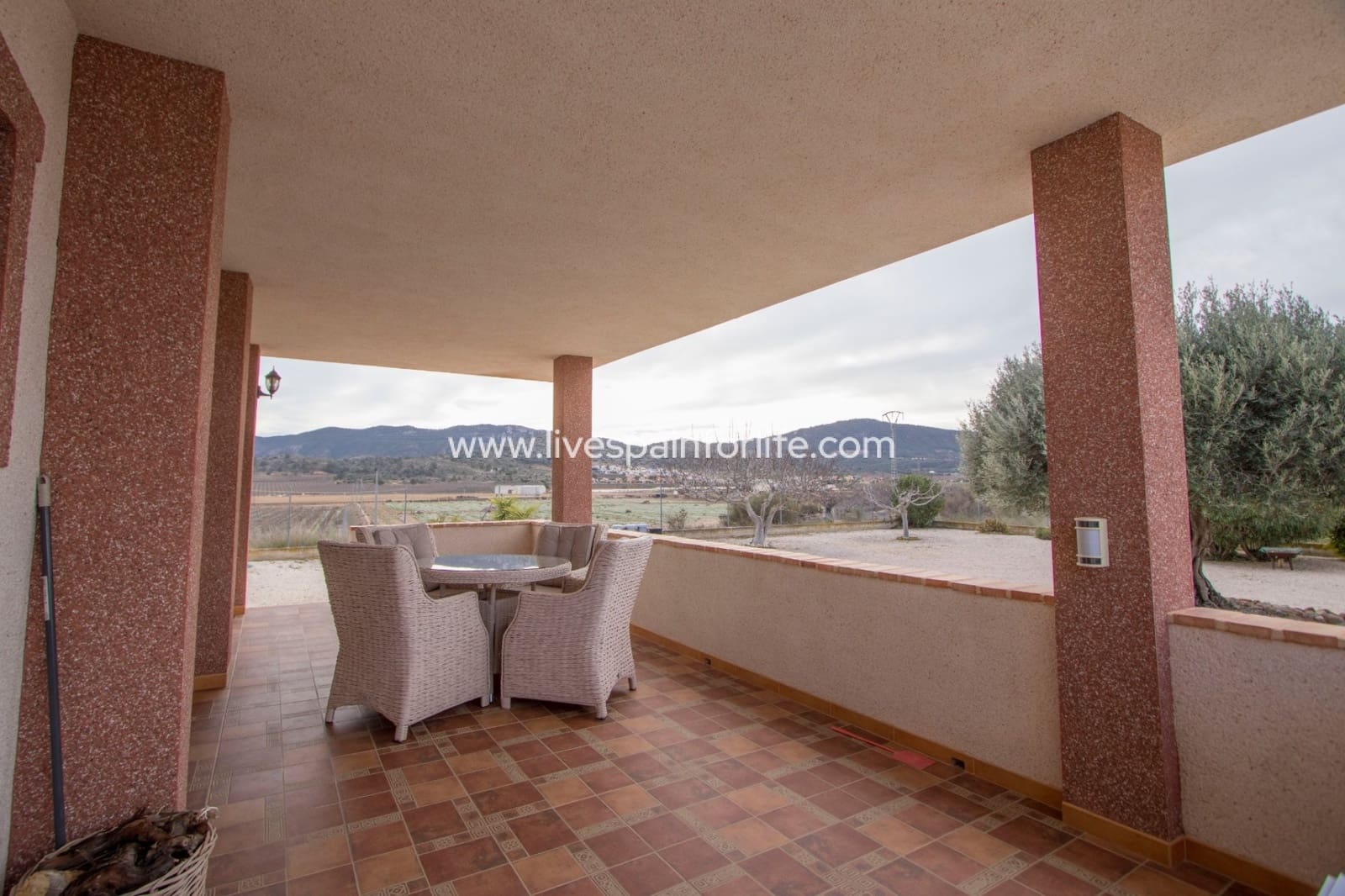 2 soveværelse Finca/Landehus til salg i Hondon de las Nieves med swimmingpool garage - € 339.995 (Ref: 9707640)