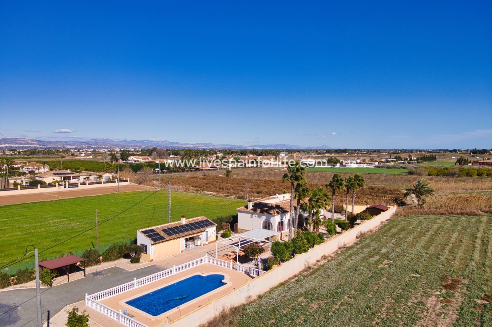 4 quarto Quinta/Casa Rural para venda em Catral com piscina - 385 000 € (Ref: 9707900)