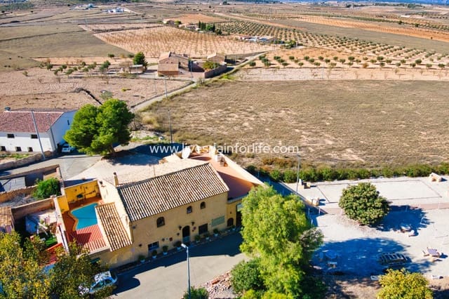 5 soveværelse Finca/Landehus til salg i Abanilla med swimmingpool garage - € 395.000 (Ref: 9707904)