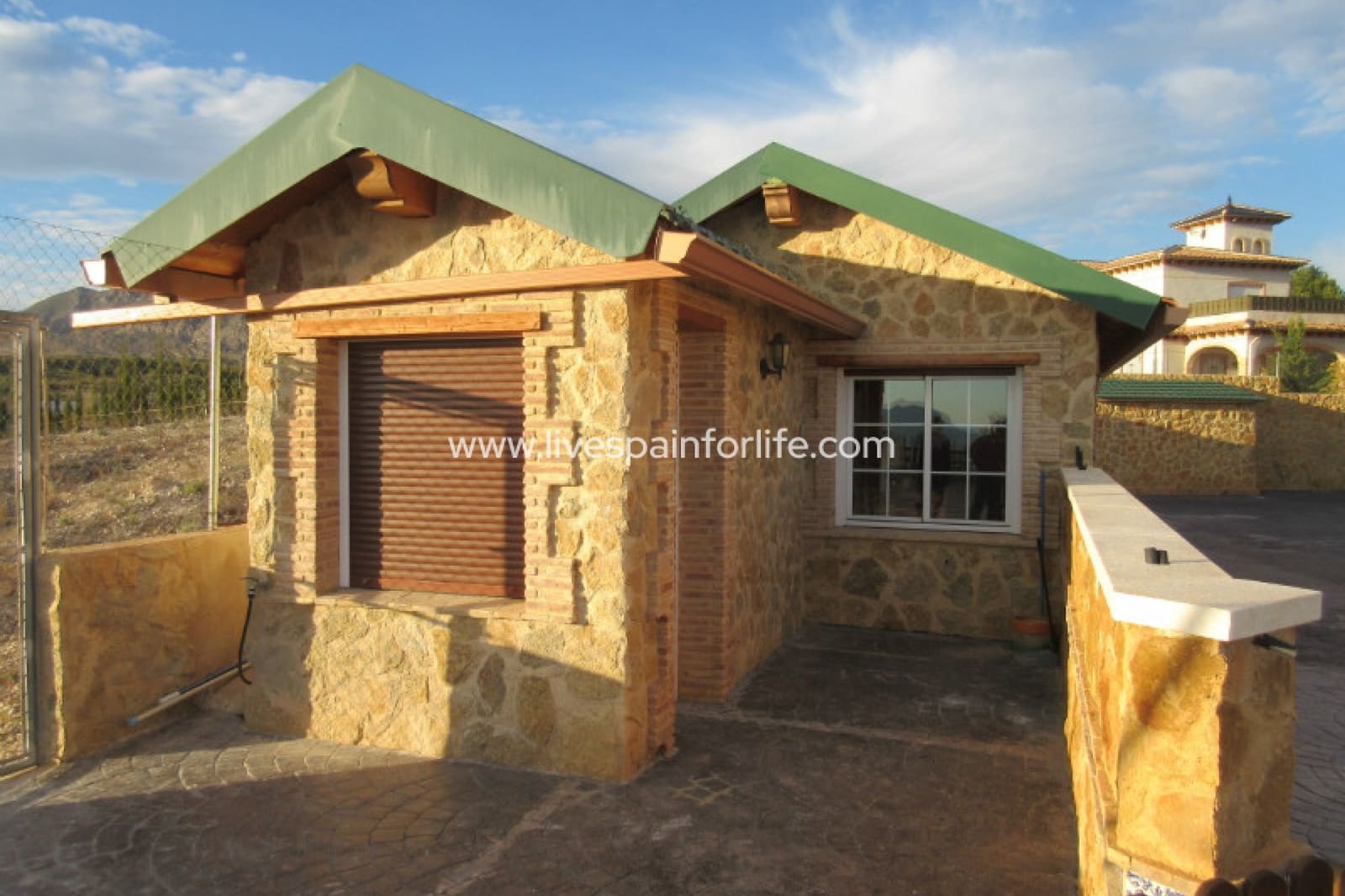 16 soveværelse Finca/Landehus til salg i Albatera med swimmingpool garage - € 1.050.000 (Ref: 9707906)