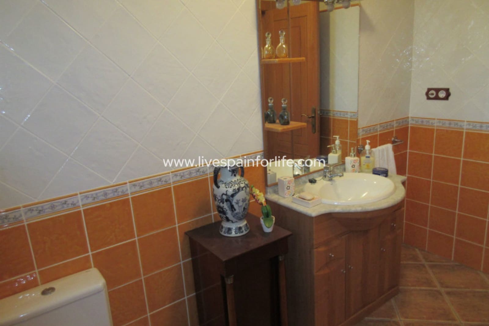 16 soveværelse Finca/Landehus til salg i Albatera med swimmingpool garage - € 1.050.000 (Ref: 9707906)