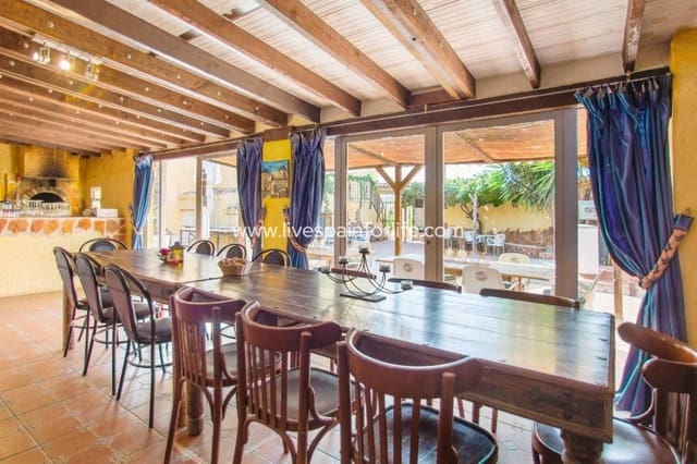 6 Zimmer Finca/Landgut zu verkaufen in Barbarroja, Orihuela mit Pool Garage - 850.000 € (Ref: 9708048)