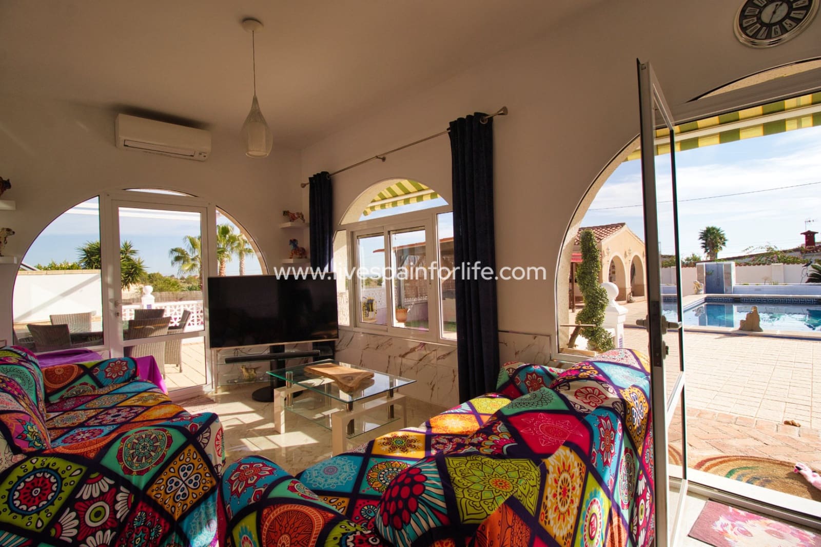 3 soveværelse Finca/Landehus til salg i Albatera med swimmingpool garage - € 410.000 (Ref: 9708051)