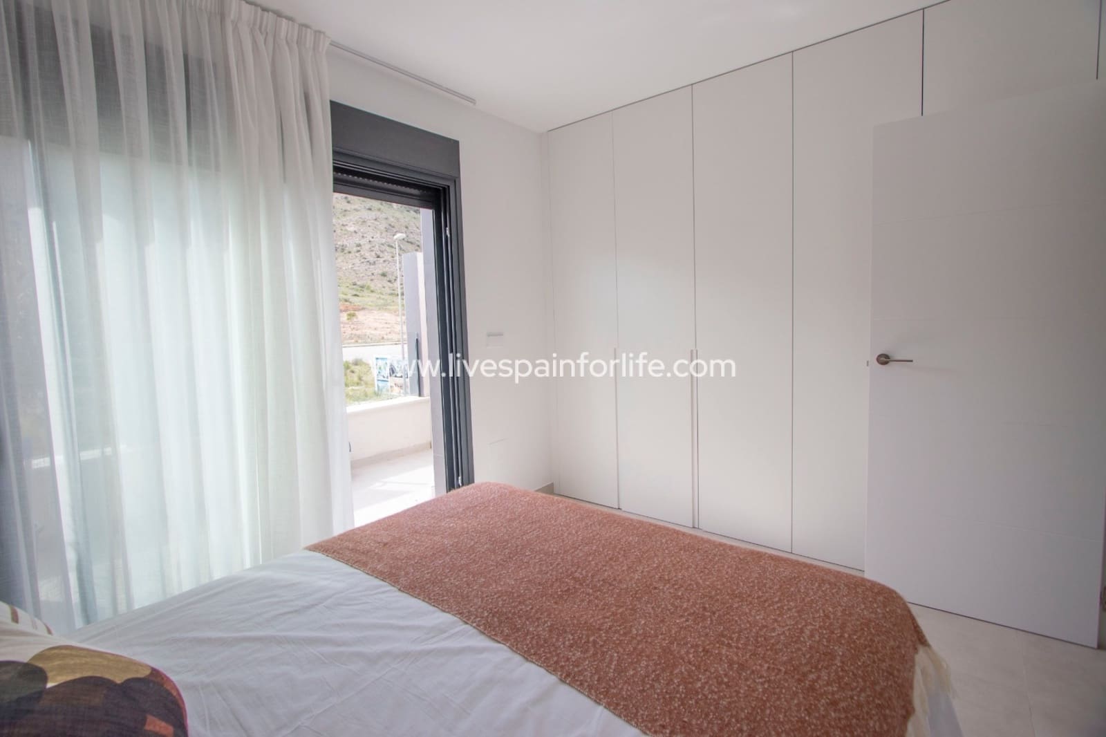 2 quarto Casa em Banda para venda em Cox com piscina garagem - 223 000 € (Ref: 9708053)