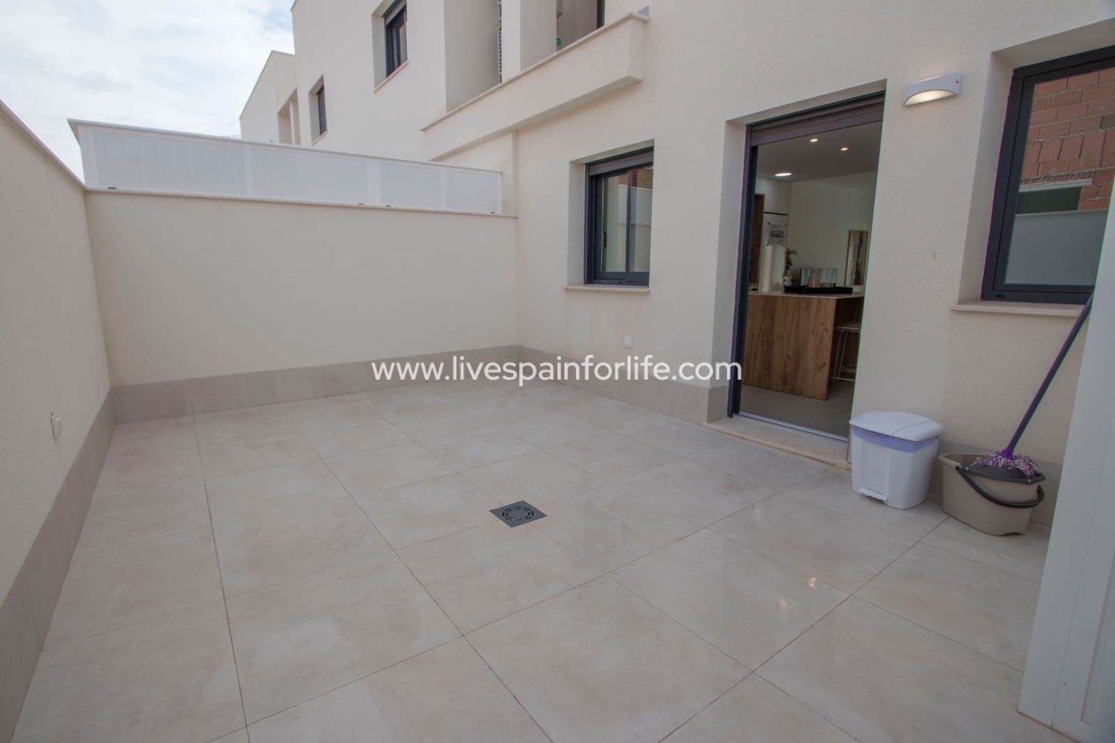 2 quarto Casa em Banda para venda em Cox com piscina garagem - 223 000 € (Ref: 9708053)