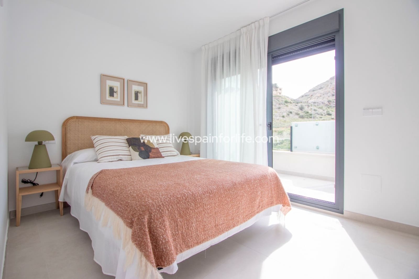 2 quarto Casa em Banda para venda em Cox com piscina garagem - 223 000 € (Ref: 9708053)