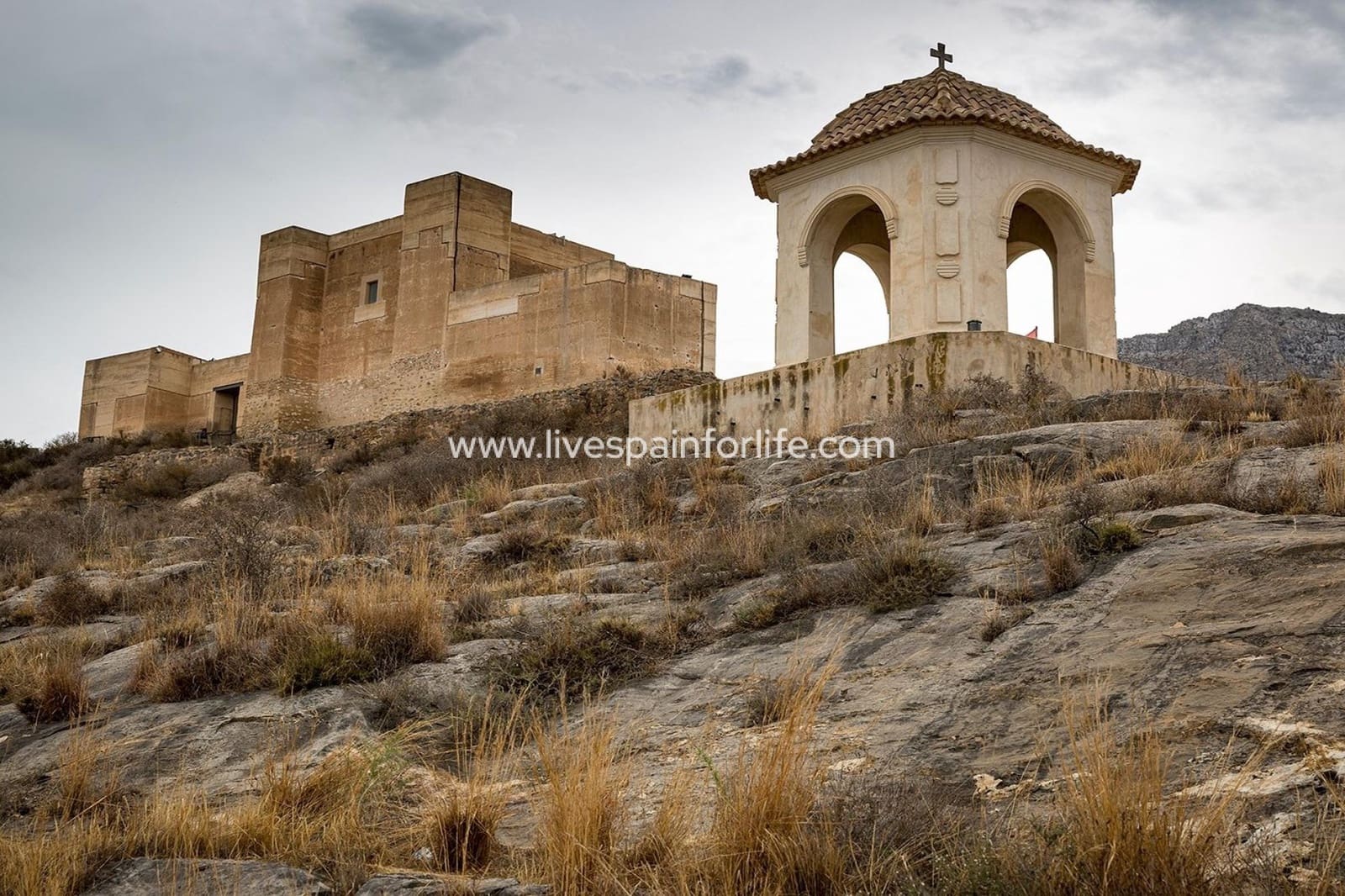 2 quarto Casa em Banda para venda em Cox com piscina garagem - 223 000 € (Ref: 9708053)