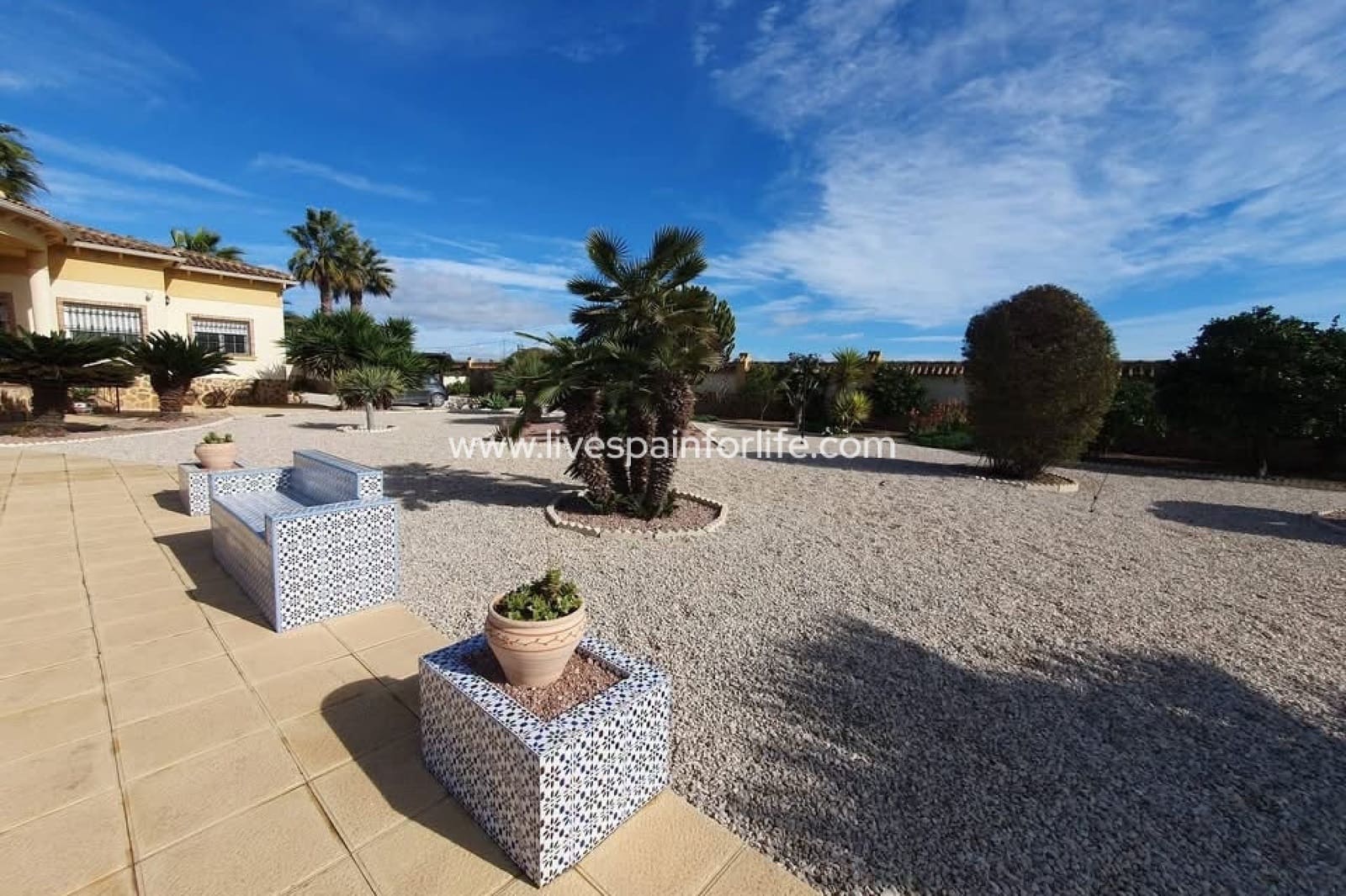 4 bedroom Finca/Country House for sale in Alicante / Alacant city with pool garage - € 369,000 (Ref: 9708055)