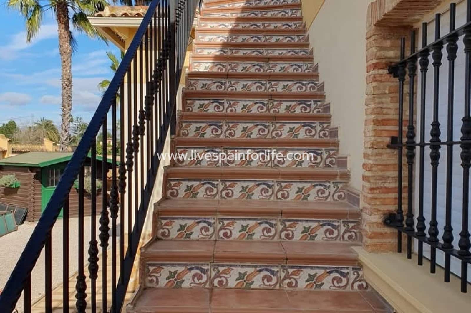 4 bedroom Finca/Country House for sale in Alicante / Alacant city with pool garage - € 369,000 (Ref: 9708055)