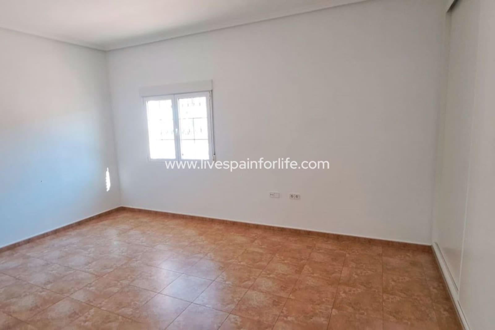 5 bedroom Finca/Country House for sale in Catral with garage - € 485,000 (Ref: 9708059)