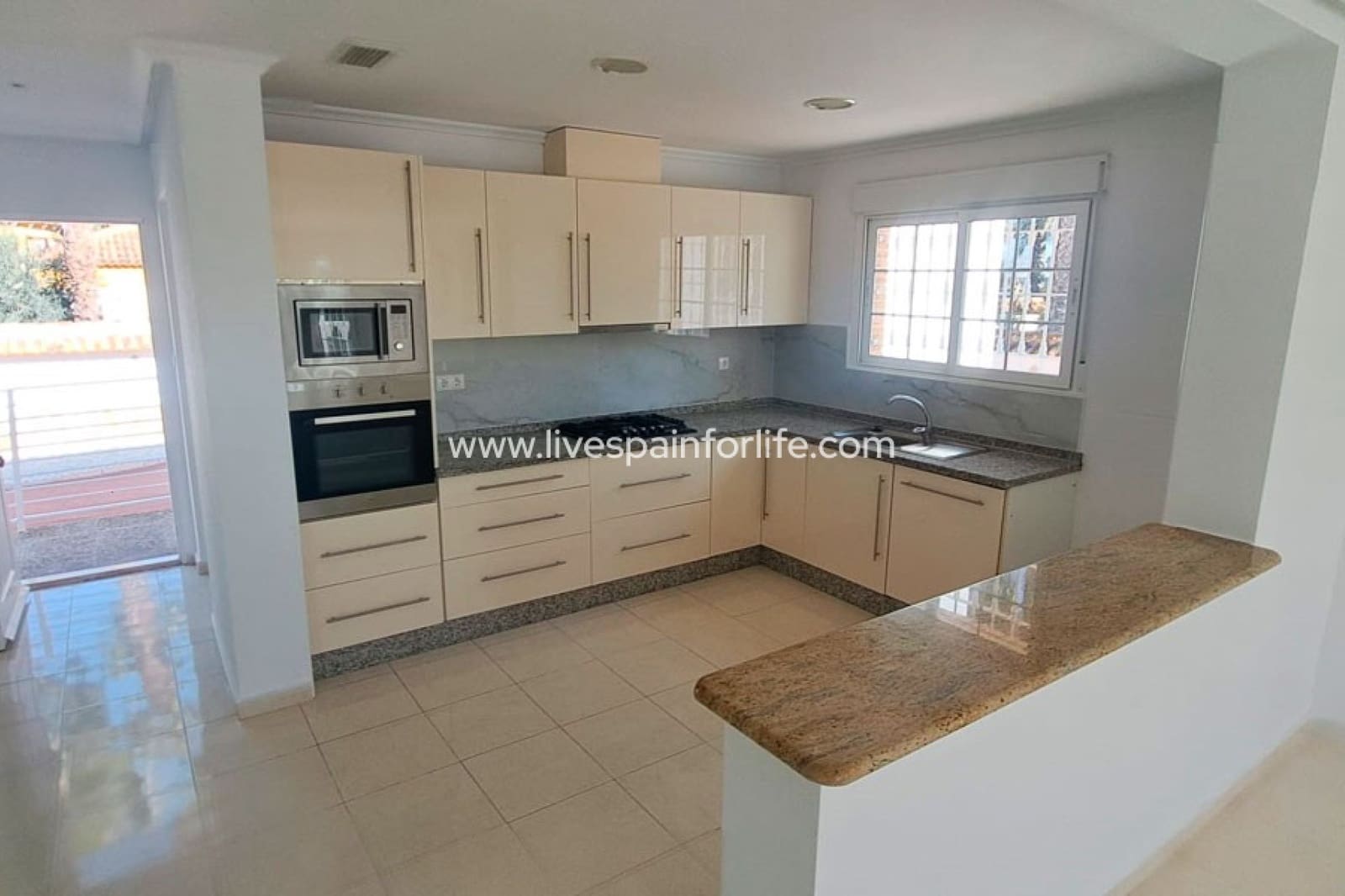 Finca/Casa Rural de 3 habitaciones en Alicante / Alacant ciudad en venta con piscina garaje - 430.000 € (Ref: 9708061)