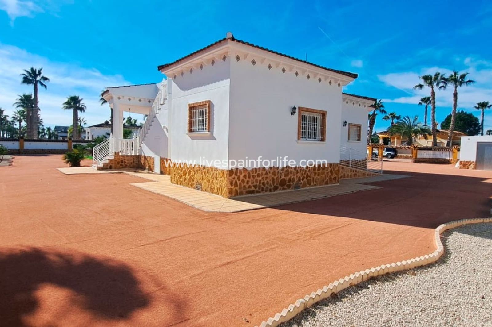 Finca/Casa Rural de 3 habitaciones en Alicante / Alacant ciudad en venta con piscina garaje - 430.000 € (Ref: 9708061)