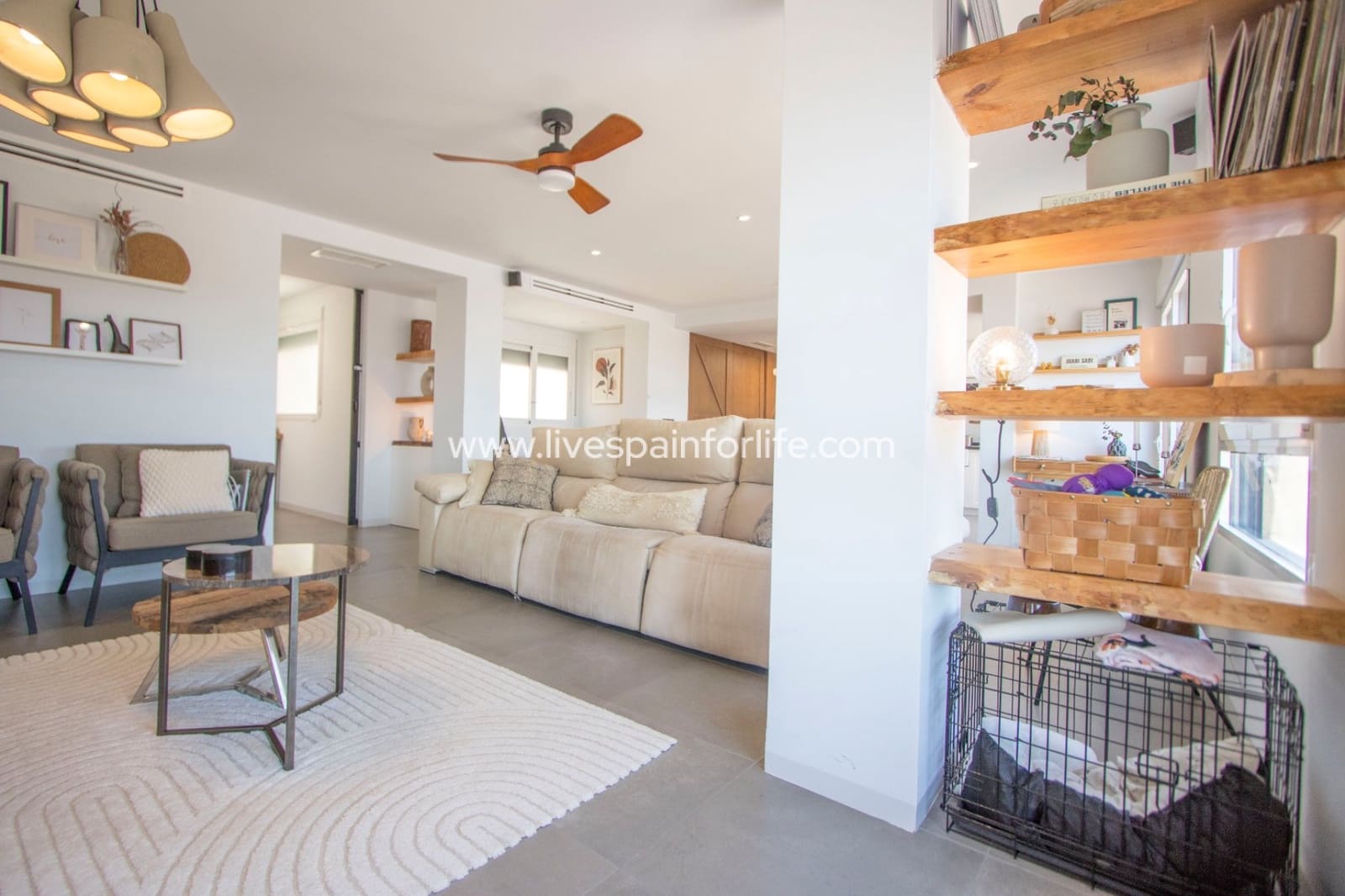 4 bedroom Apartment for sale in Albatera with garage - € 360,000 (Ref: 9713405)