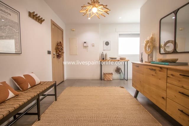 4 bedroom Apartment for sale in Albatera with garage - € 360,000 (Ref: 9713405)