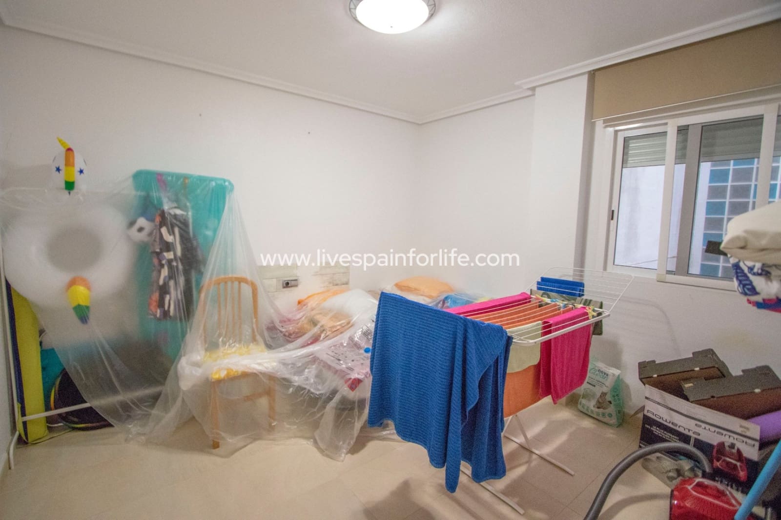 3 bedroom Apartment for sale in Formentera del Segura with pool - € 125,000 (Ref: 9713406)