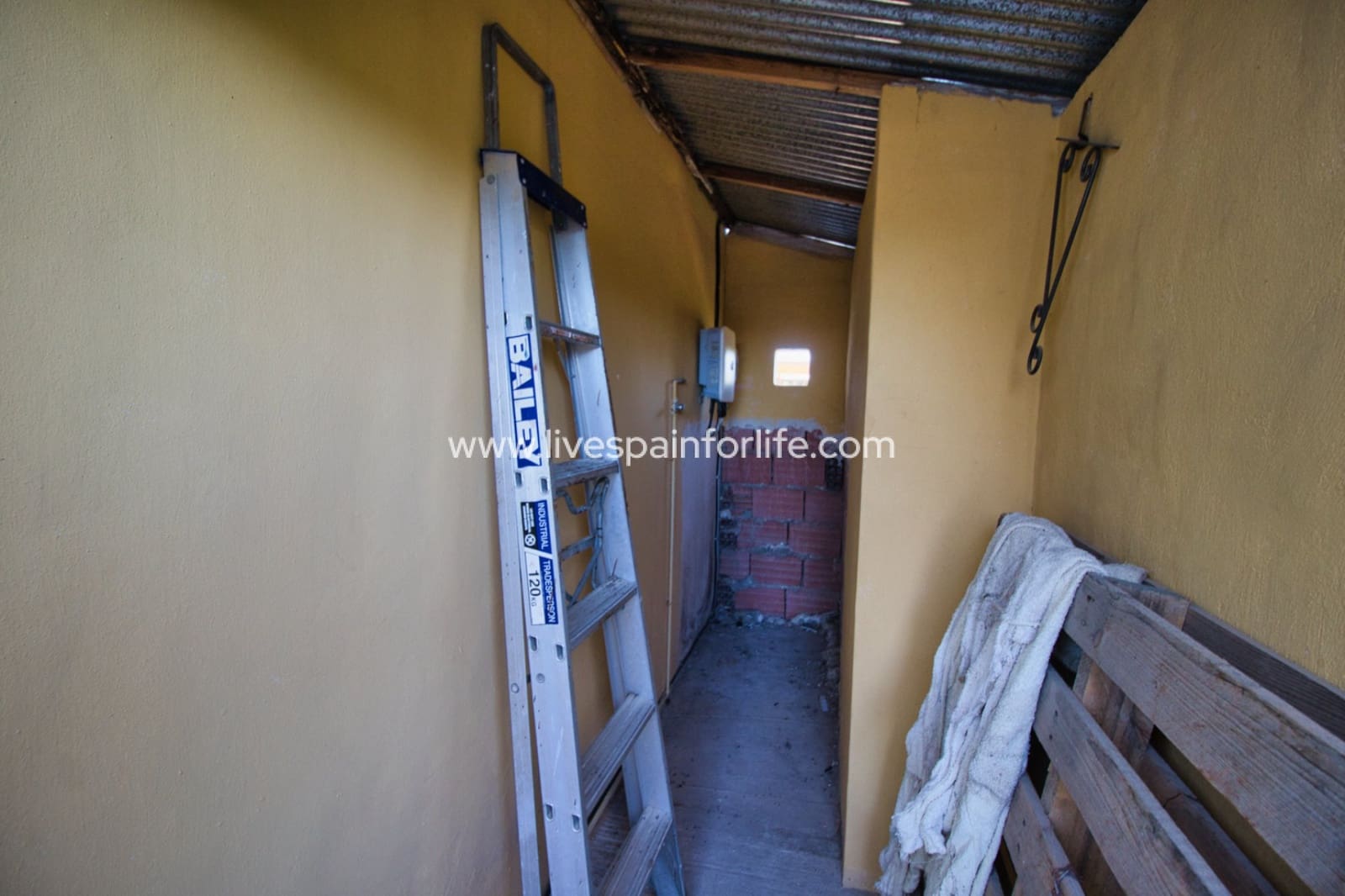 4 bedroom Finca/Country House for sale in Catral with pool - € 369,000 (Ref: 9713685)