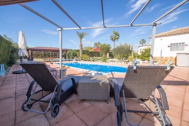 3 slaapkamer Finca/Landhuis te koop in Catral met zwembad garage - € 359.999 (Ref: 9713703)