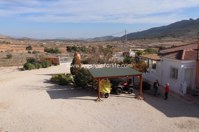 4 sypialnia Finka/Dom wiejski na sprzedaż w La Romana z basenem - 379 000 € (Ref: 9713705)