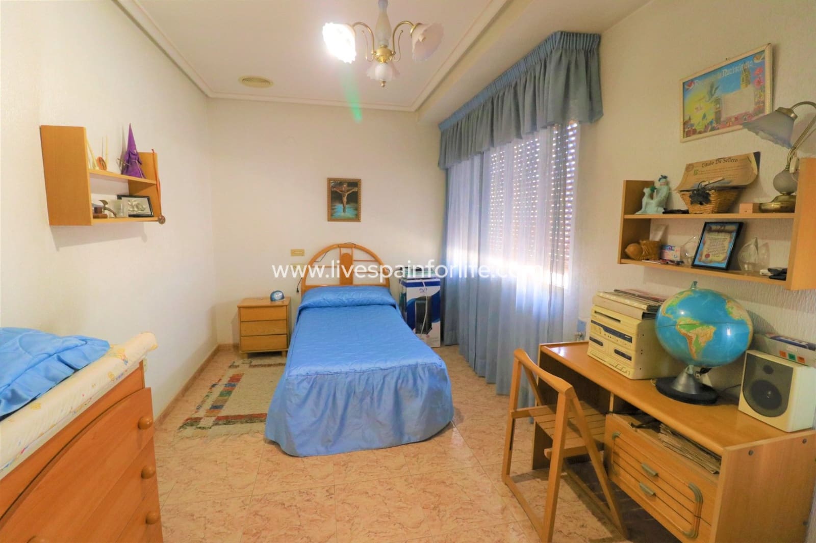 5 bedroom Townhouse for sale in Albatera with garage - € 440,000 (Ref: 9715556)