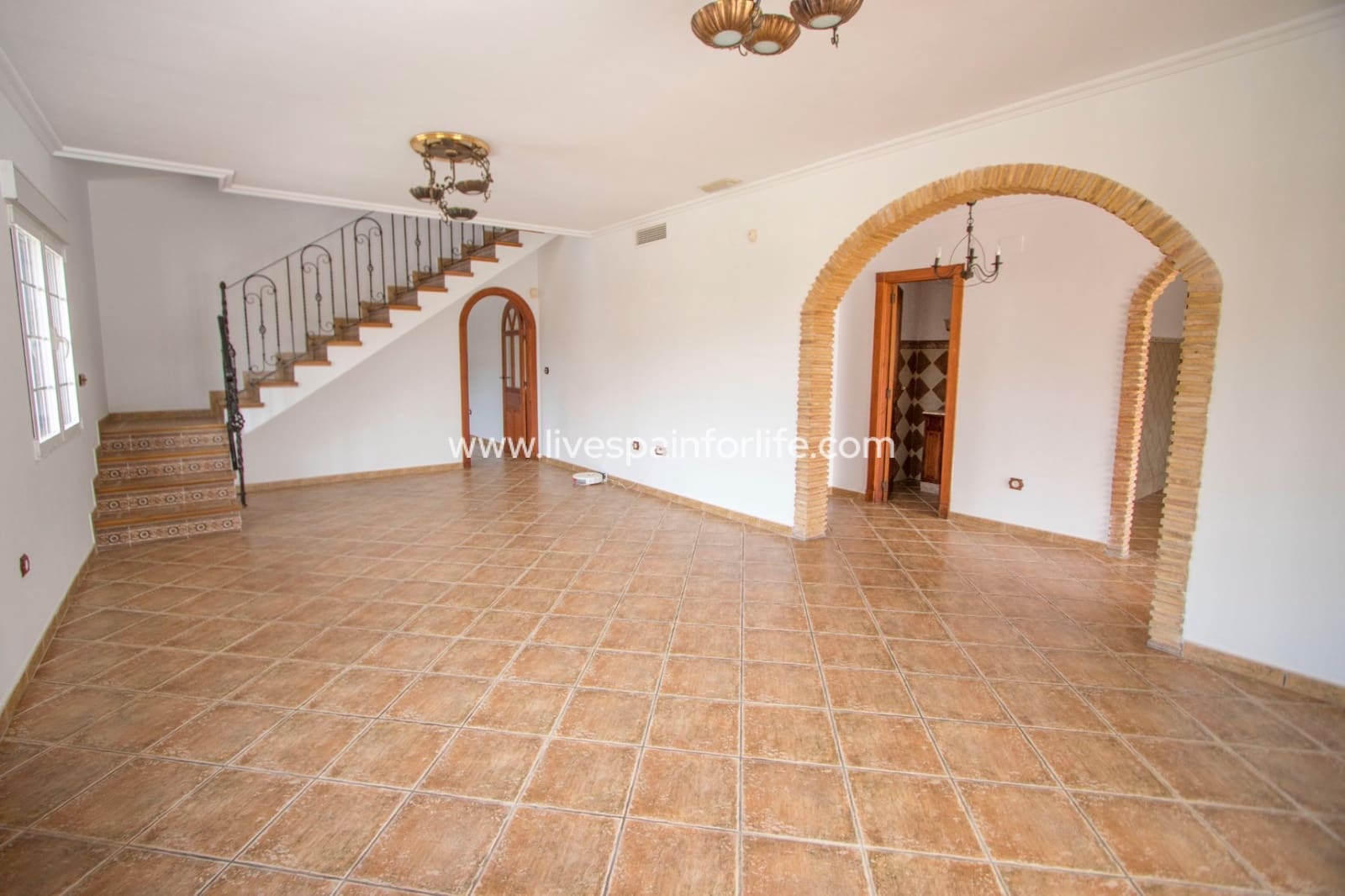 5 bedroom Finca/Country House for sale in Catral with pool garage - € 620,000 (Ref: 9715561)