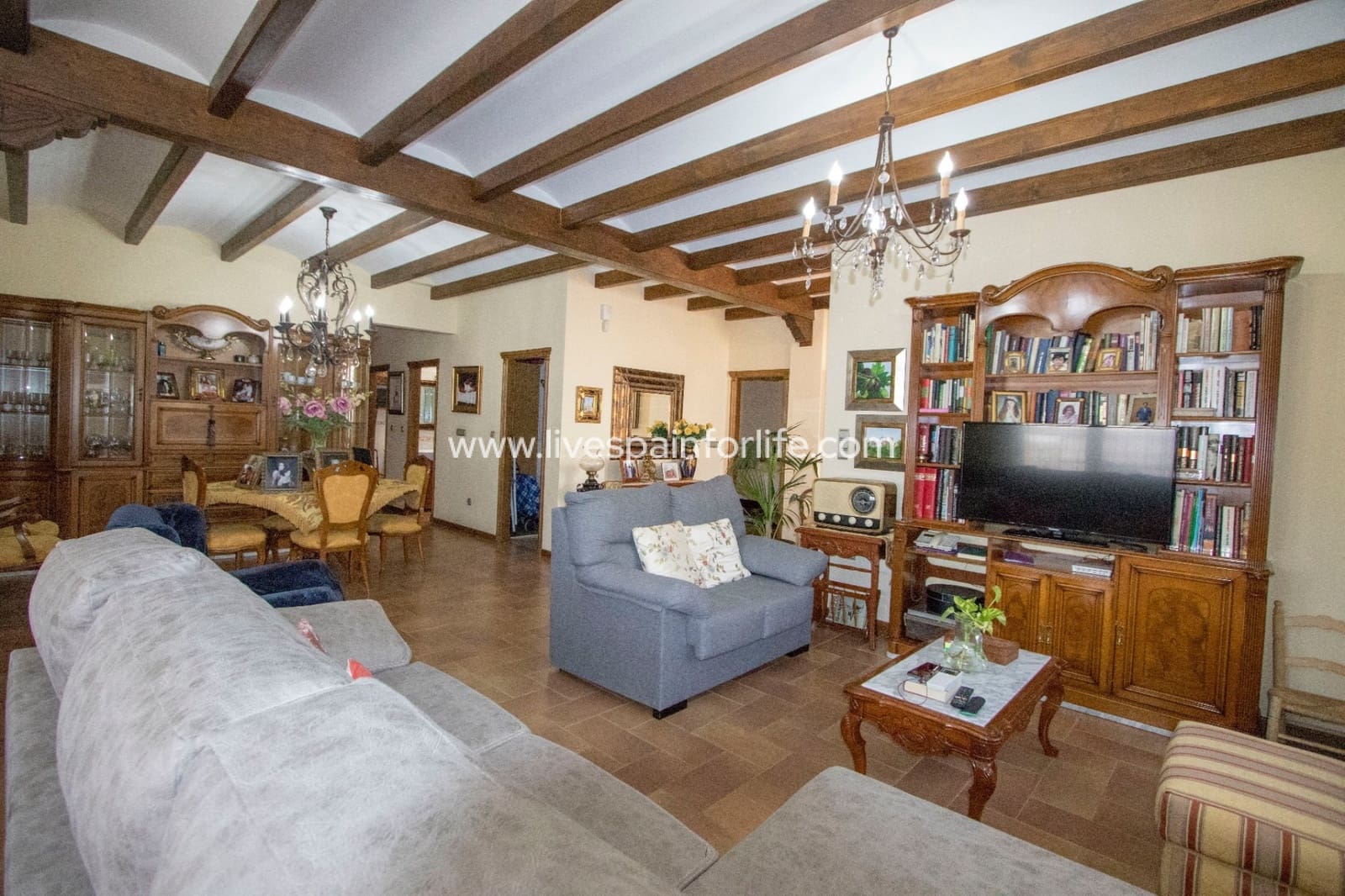 3 bedroom Townhouse for sale in Albatera with pool - € 430,000 (Ref: 9715572)