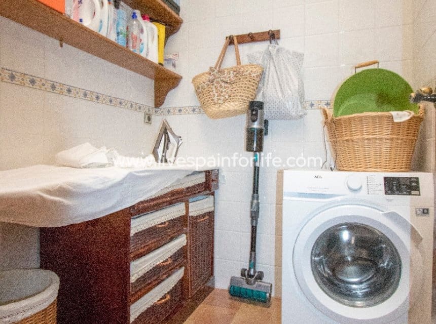 3 bedroom Townhouse for sale in Albatera with pool - € 430,000 (Ref: 9715572)