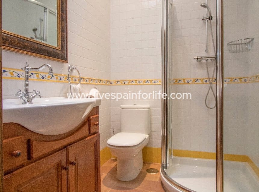 3 bedroom Townhouse for sale in Albatera with pool - € 430,000 (Ref: 9715572)