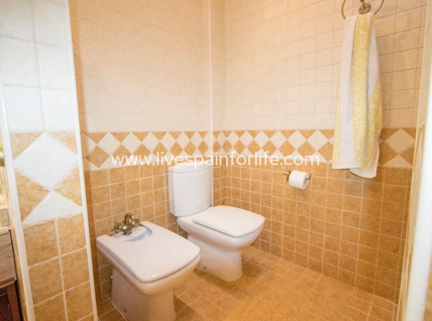 3 bedroom Townhouse for sale in Albatera with pool - € 430,000 (Ref: 9715572)