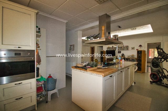 5 soveværelse Finca/Landehus til salg i Crevillente / Crevillent med swimmingpool garage - € 419.000 (Ref: 9715576)