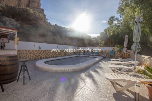 5 bedroom Finca/Country House for sale in Crevillente / Crevillent with pool garage - € 245,000 (Ref: 9715579)