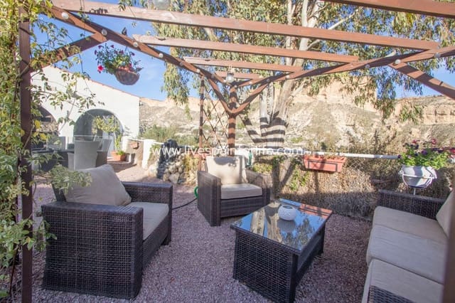 5 bedroom Finca/Country House for sale in Crevillente / Crevillent with pool garage - € 245,000 (Ref: 9715579)