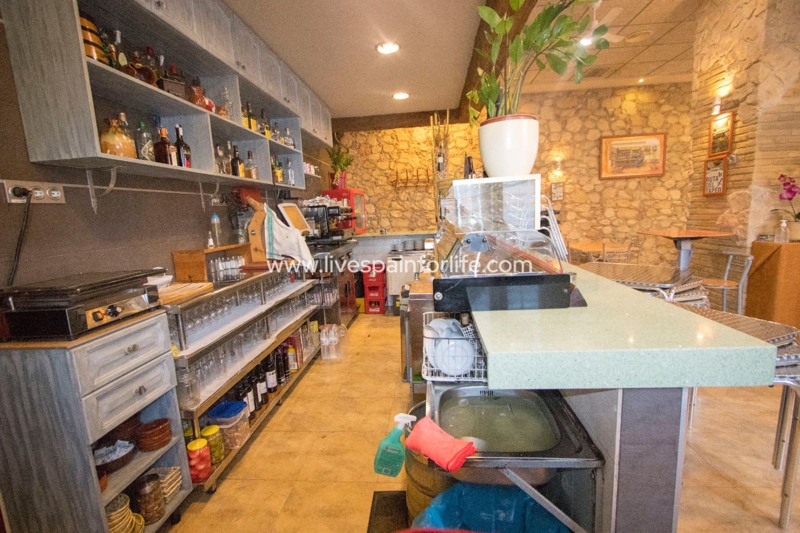 Local Comercial de 1 habitación en Albatera en venta con garaje - 225.000 € (Ref: 9715580)