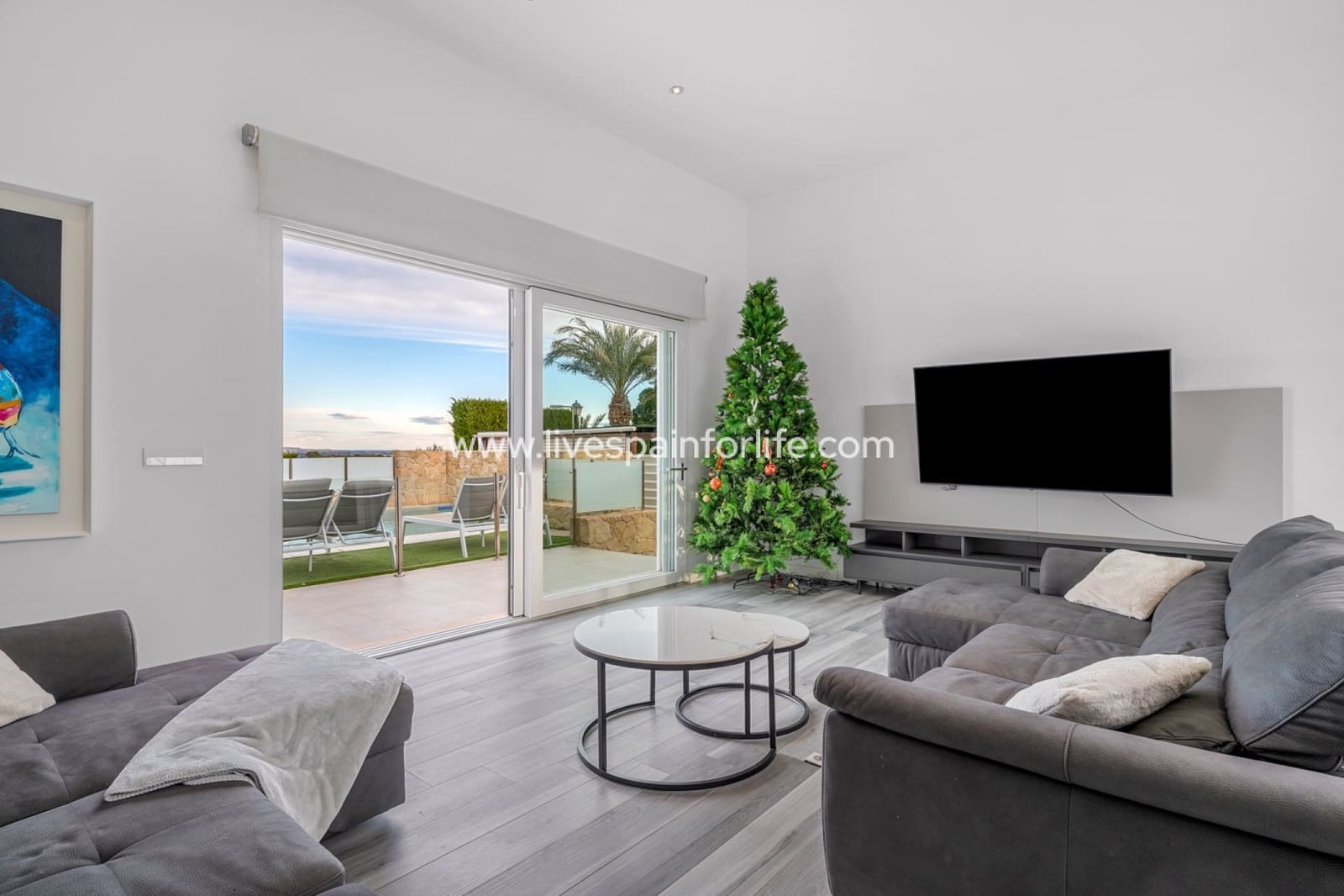 4 bedroom Villa for sale in Algorfa with pool garage - € 950,000 (Ref: 9715582)