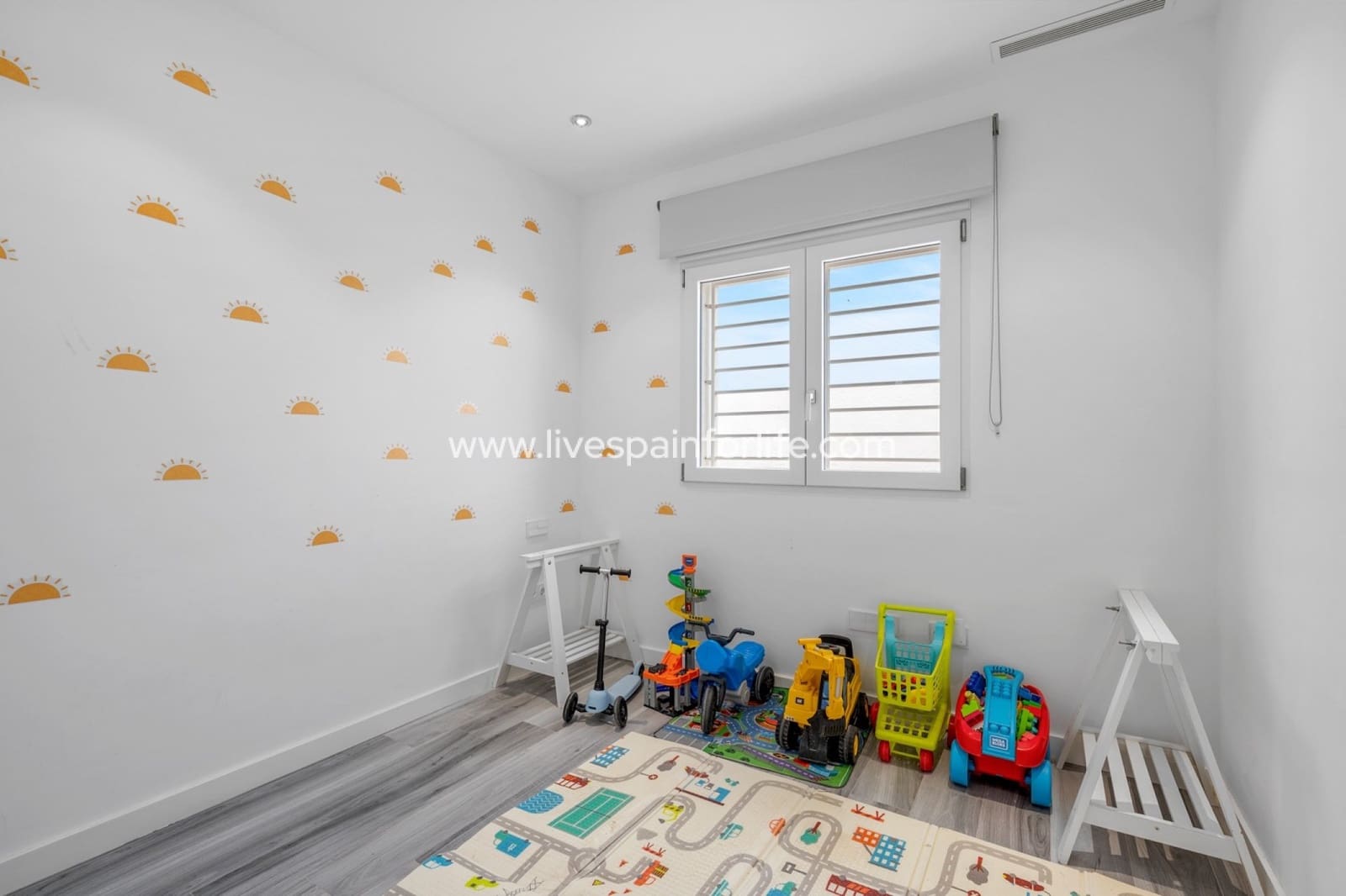 4 bedroom Villa for sale in Algorfa with pool garage - € 950,000 (Ref: 9715582)