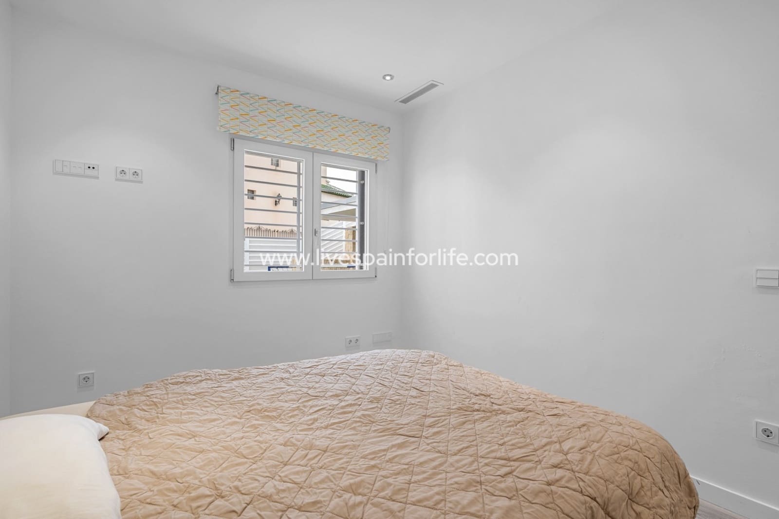 4 bedroom Villa for sale in Algorfa with pool garage - € 950,000 (Ref: 9715582)