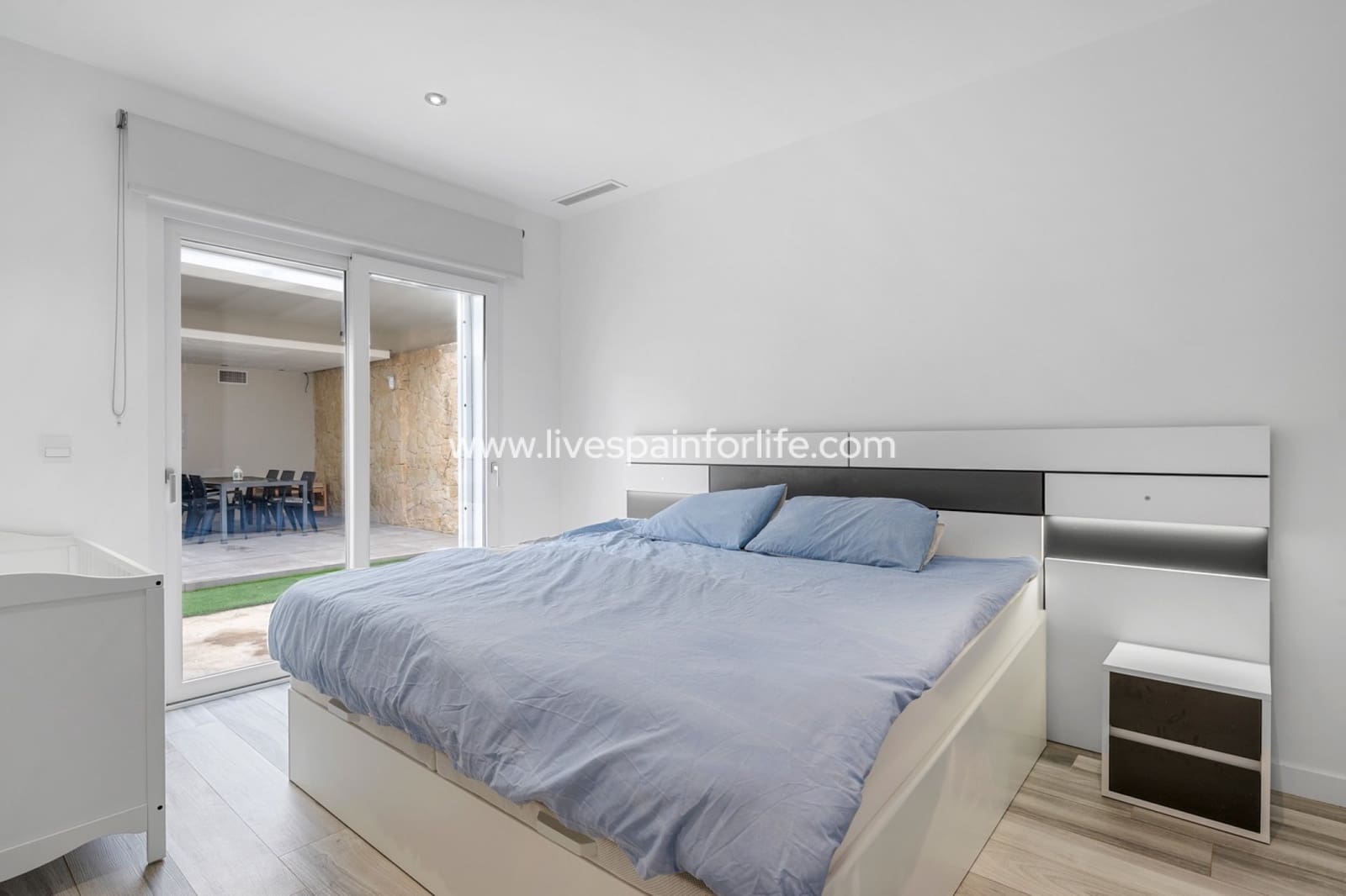 4 bedroom Villa for sale in Algorfa with pool garage - € 950,000 (Ref: 9715582)