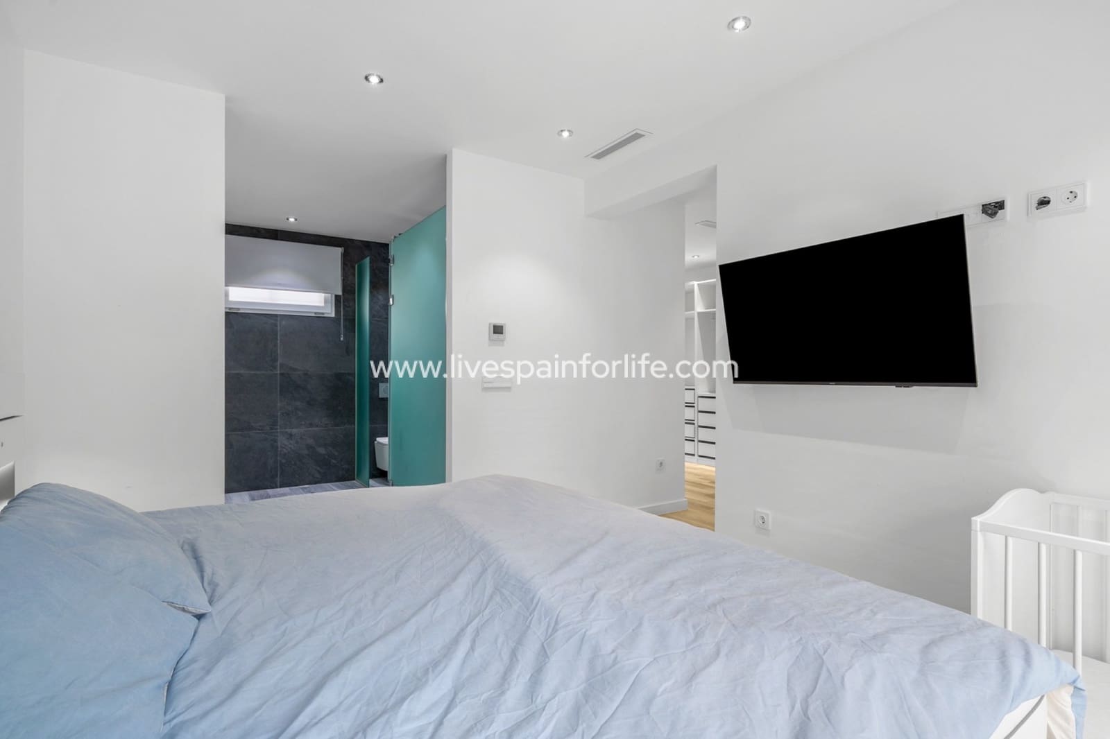 4 bedroom Villa for sale in Algorfa with pool garage - € 950,000 (Ref: 9715582)