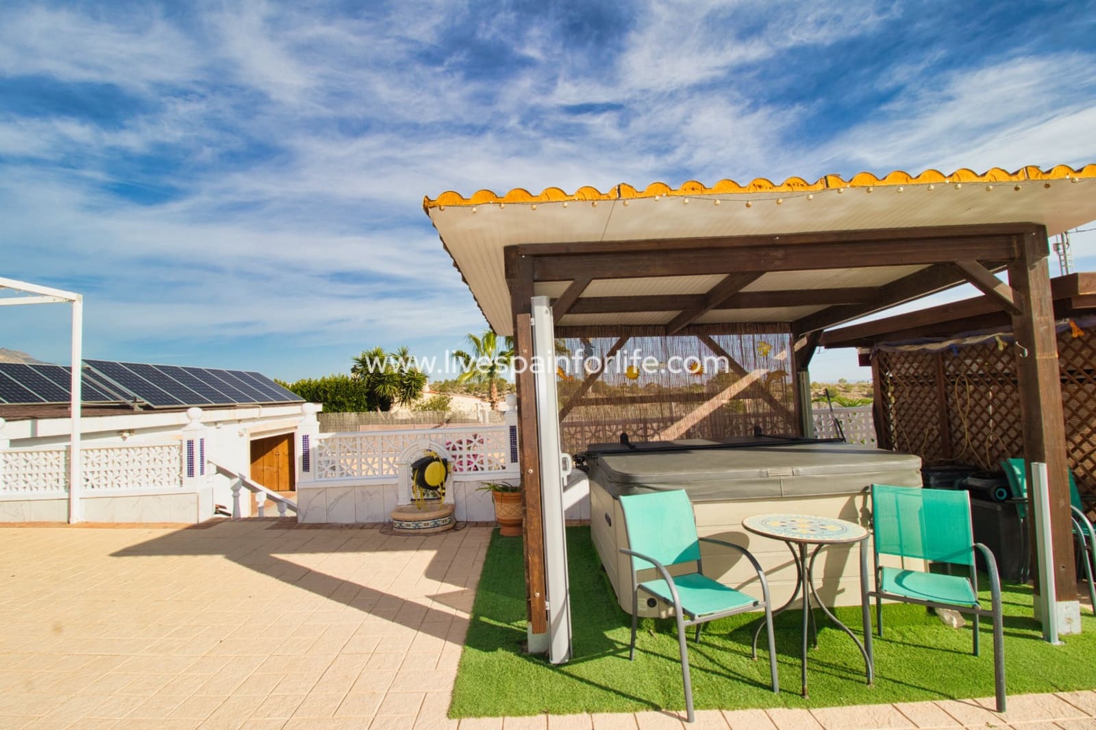 3 soverom Finca/Herregård til salgs i Alicante by med svømmebasseng garasje - € 399 999 (Ref: 9720420)