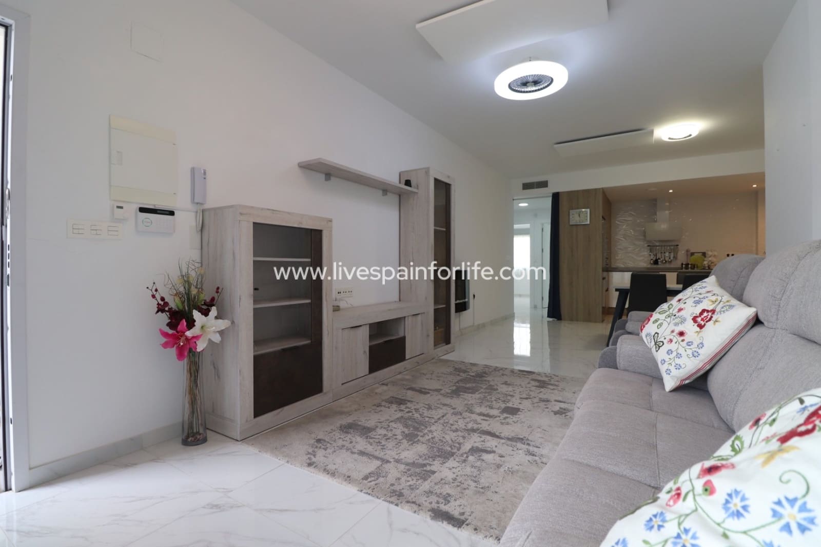 3 makuuhuone Huoneisto myytävänä paikassa Benijofar mukana uima-altaan 
autotalli - 249 950 € (Ref: 9730422)