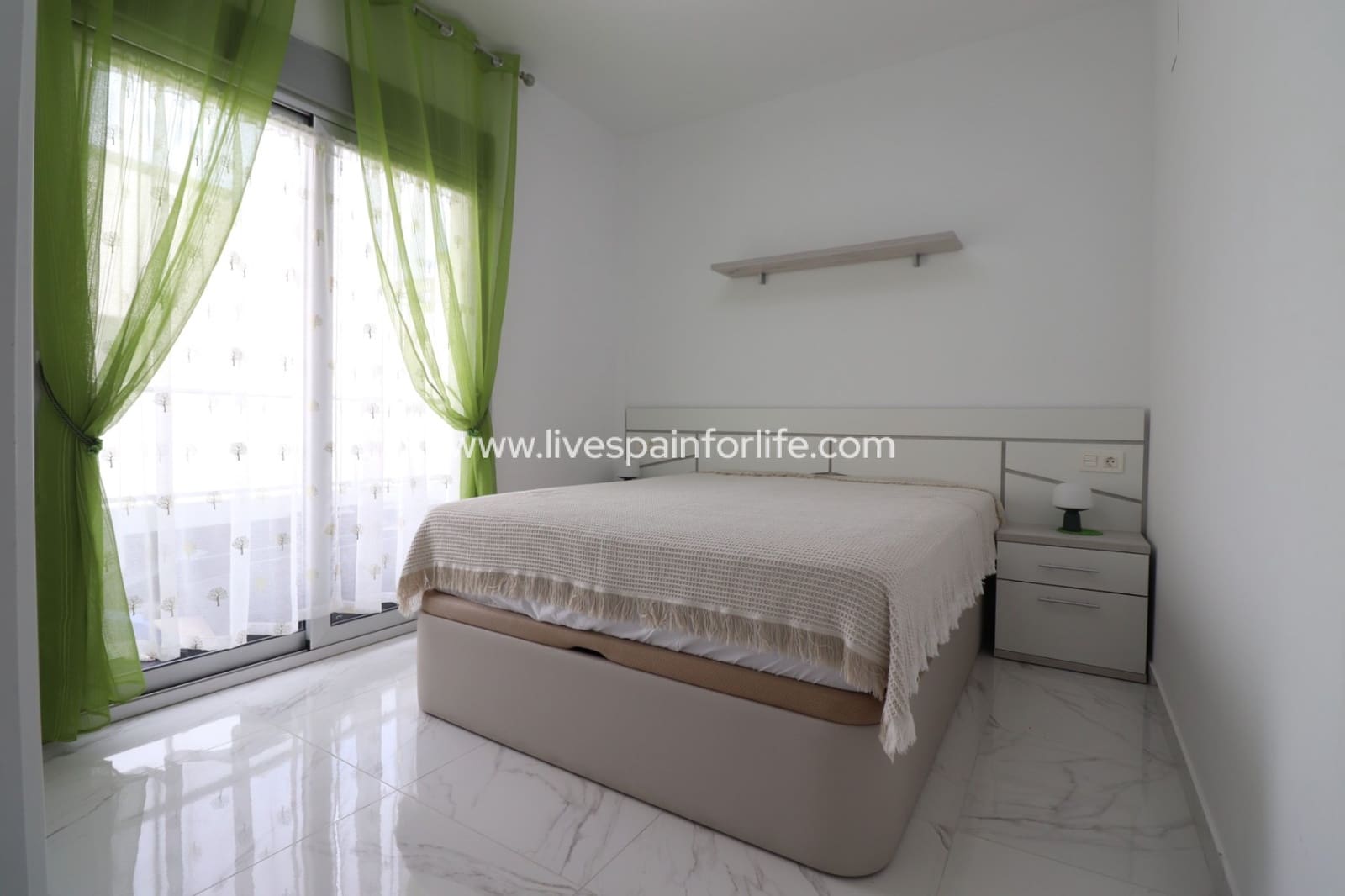 3 makuuhuone Huoneisto myytävänä paikassa Benijofar mukana uima-altaan 
autotalli - 249 950 € (Ref: 9730422)