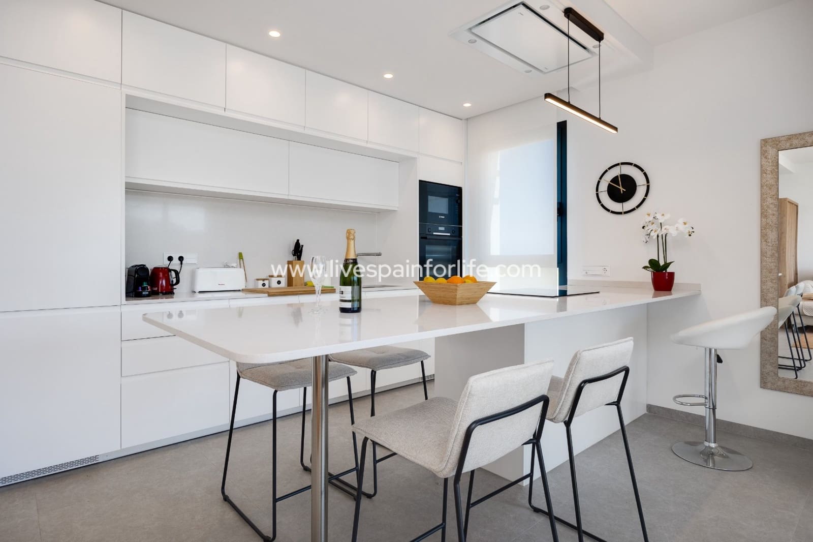 2 makuuhuone Huoneisto myytävänä paikassa Las Colinas Golf mukana uima-altaan - 449 000 € (Ref: 9730423)