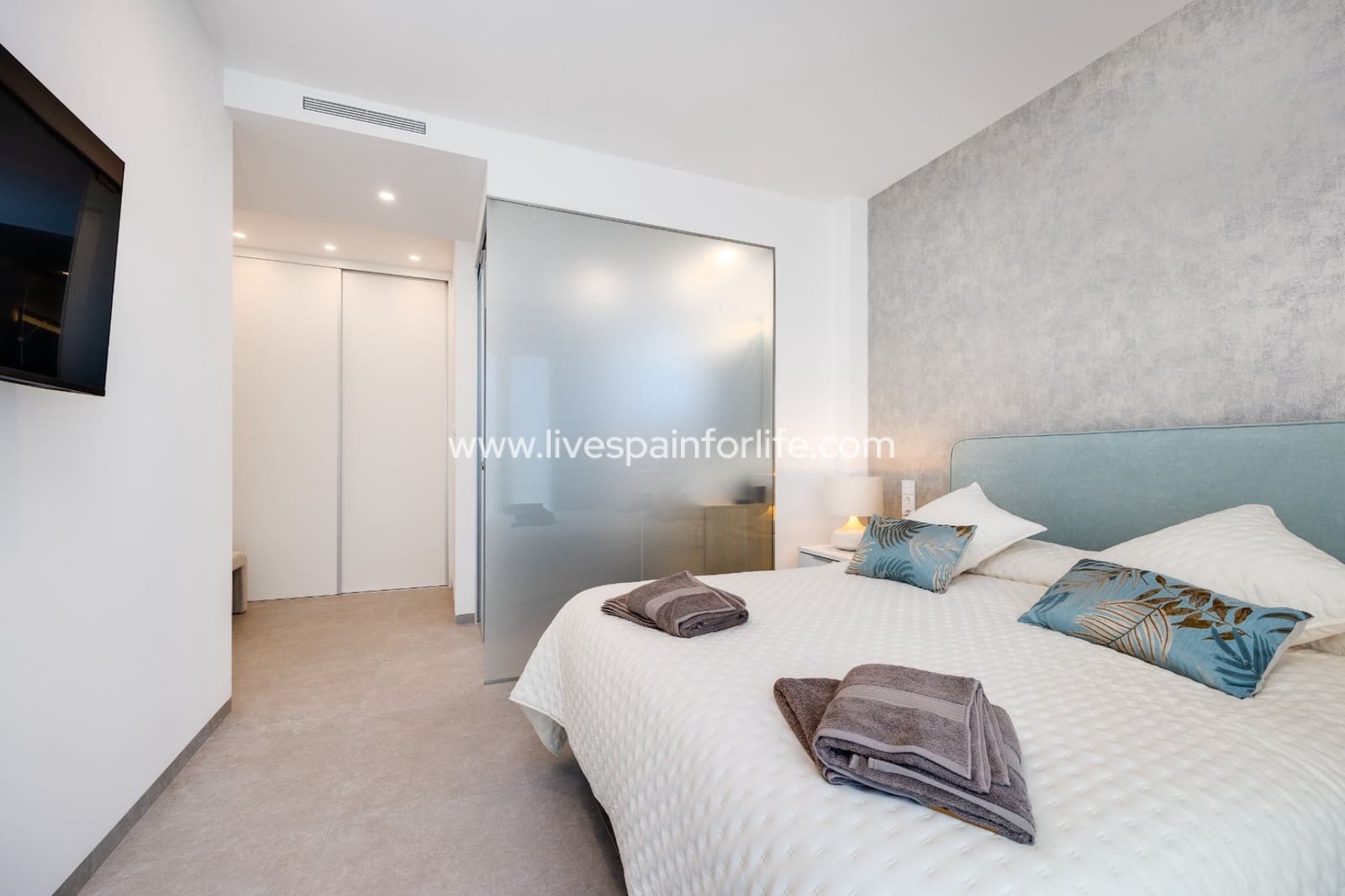 2 makuuhuone Huoneisto myytävänä paikassa Las Colinas Golf mukana uima-altaan - 449 000 € (Ref: 9730423)