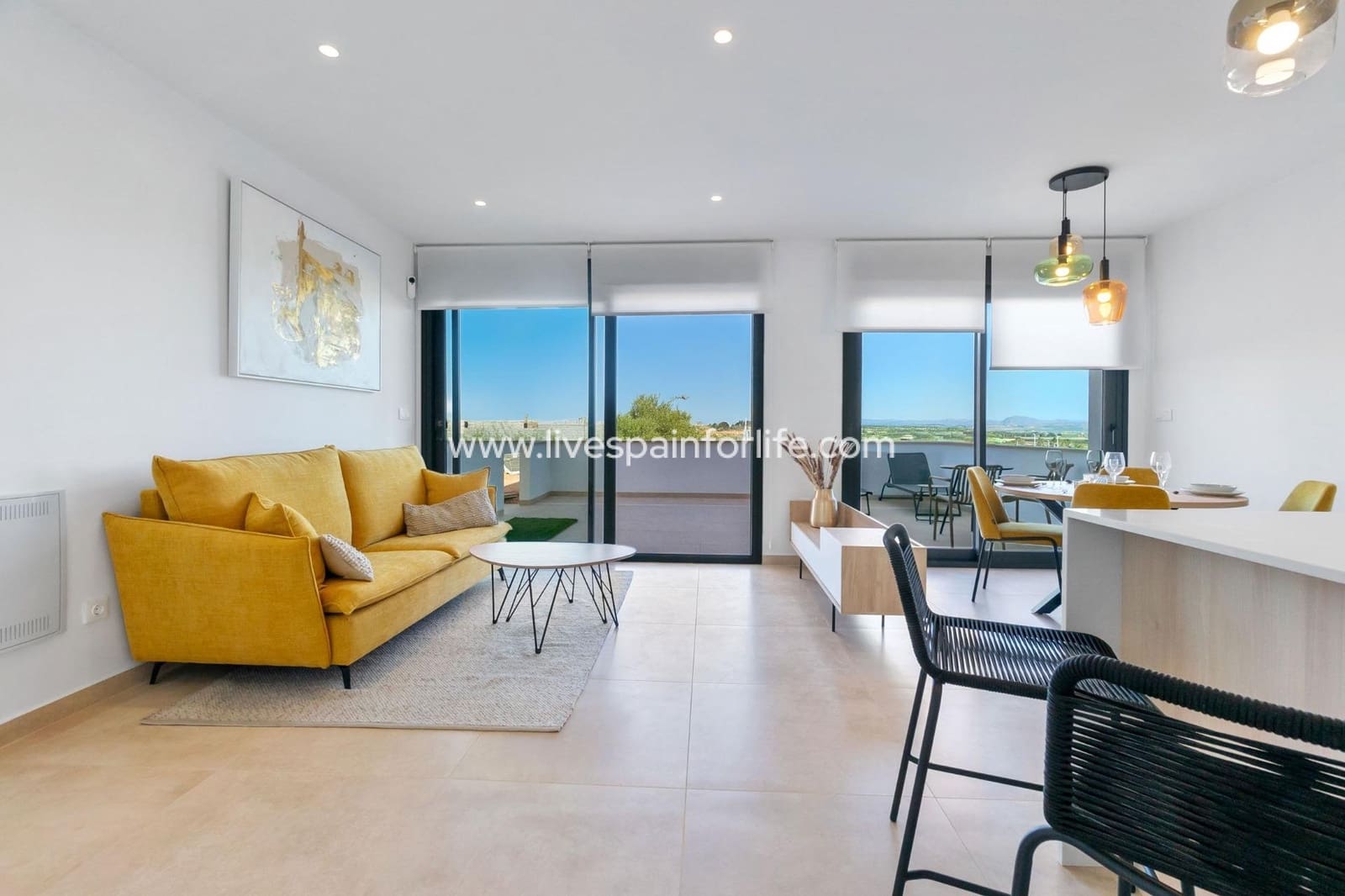 2 makuuhuone Bungalow myytävänä paikassa Los Balcones mukana uima-altaan - 329 900 € (Ref: 9730431)