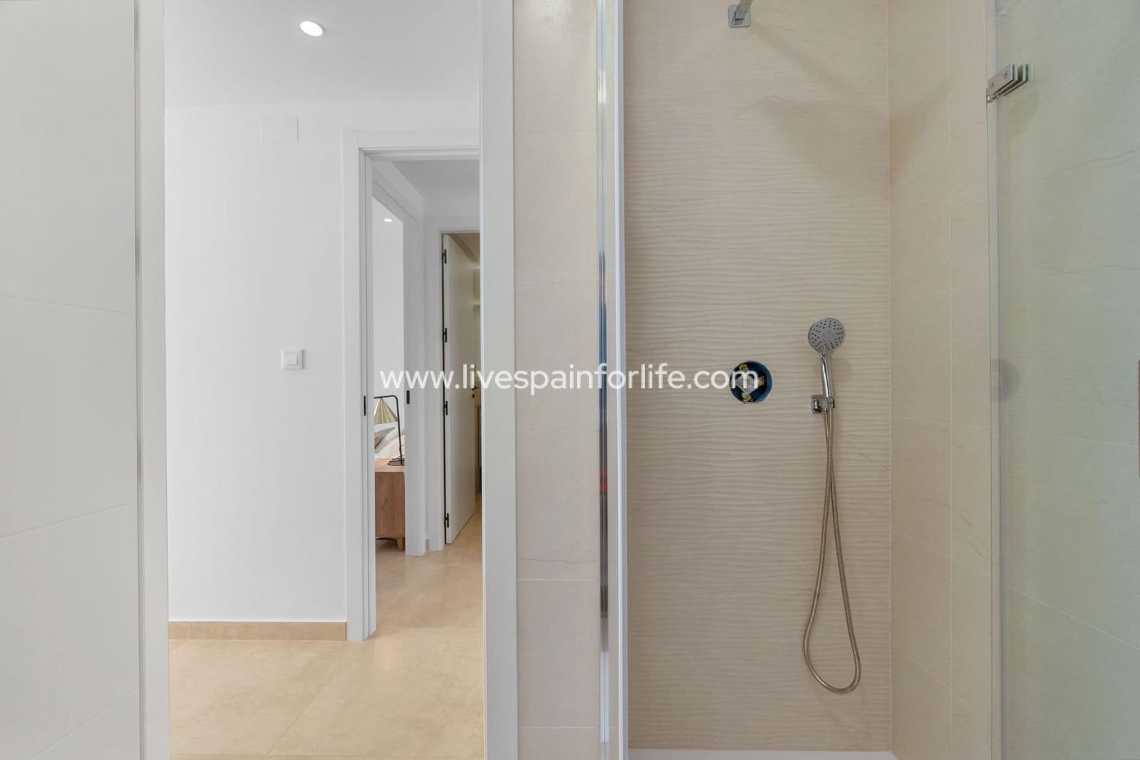 2 makuuhuone Bungalow myytävänä paikassa Los Balcones mukana uima-altaan - 329 900 € (Ref: 9730431)