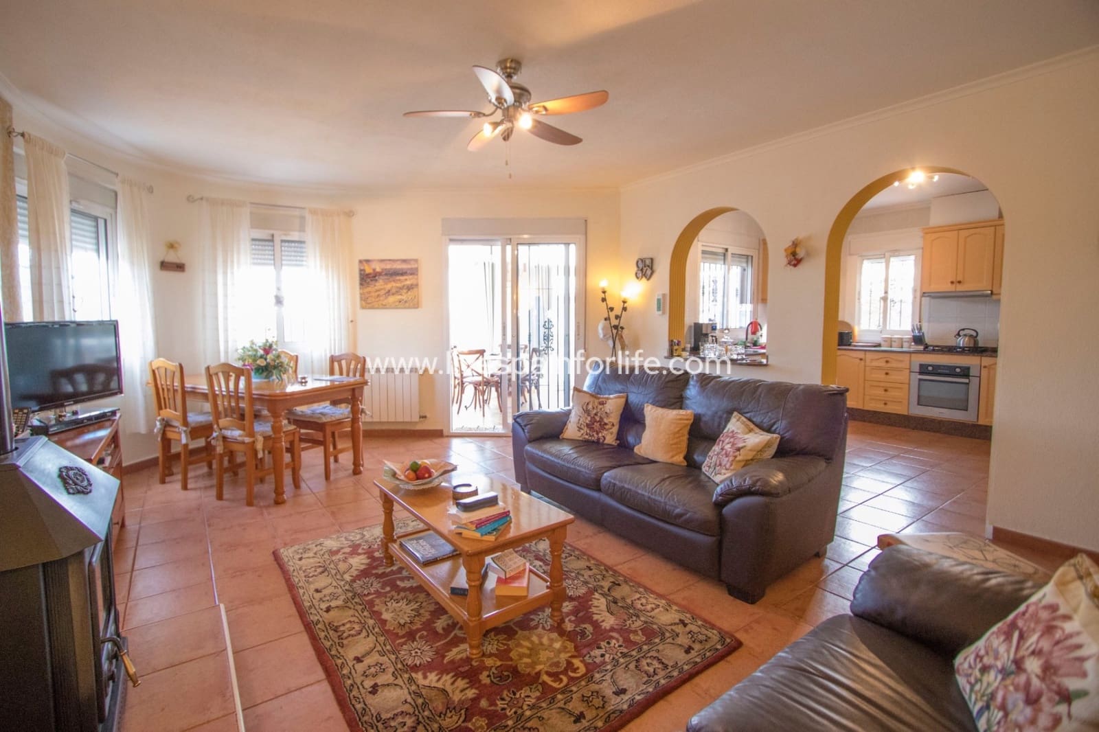 Finca/Casa Rural de 2 habitaciones en Hondón de las Nieves en venta con piscina garaje - 339.995 € (Ref: 9730435)