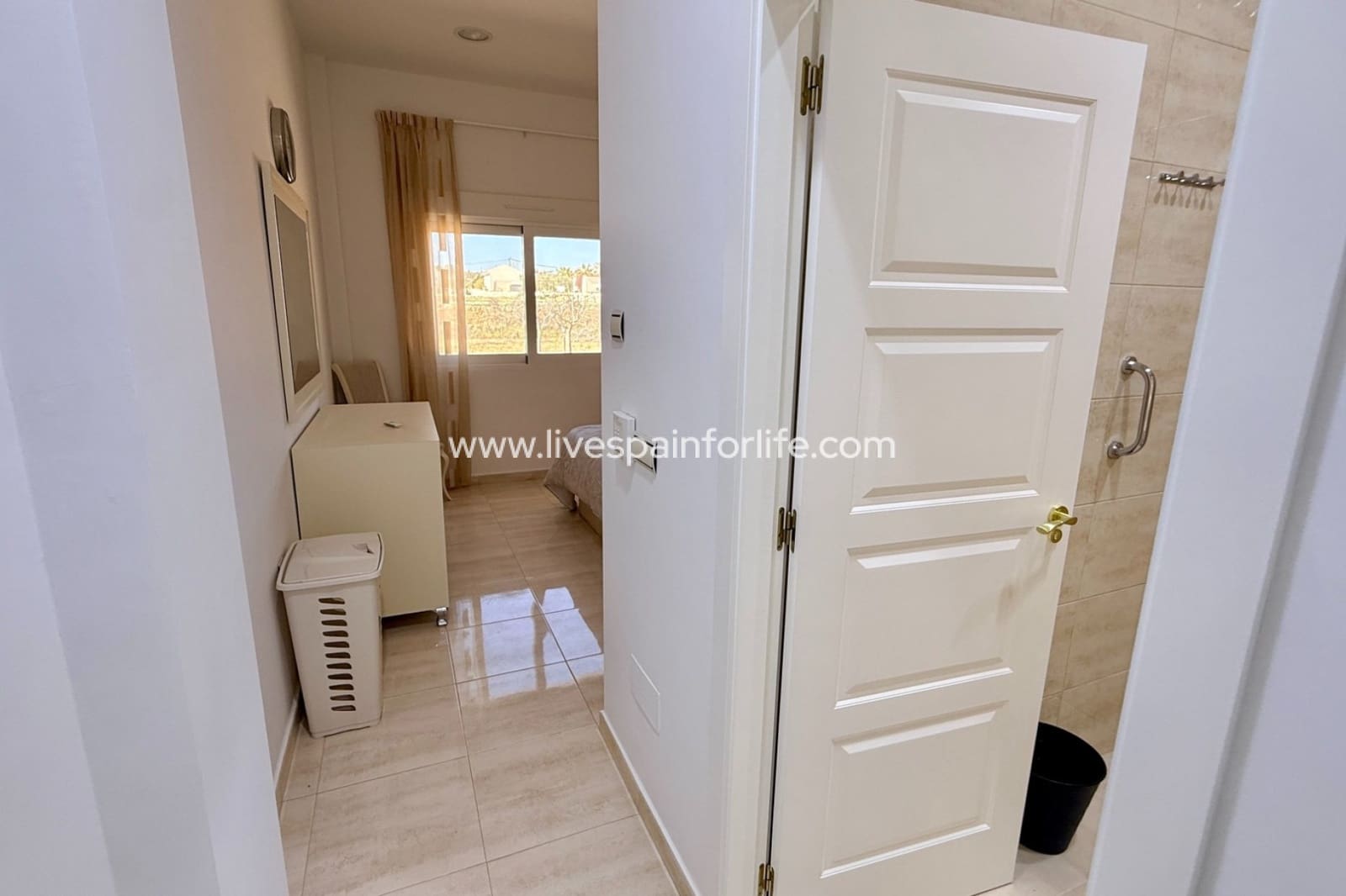 Chalet de 4 habitaciones en Pinoso en venta - 650.006 € (Ref: 9730438)