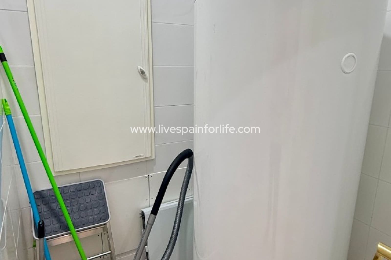 Chalet de 4 habitaciones en Pinoso en venta - 650.006 € (Ref: 9730438)